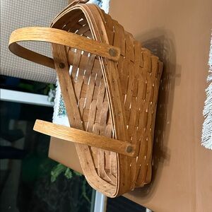Longaberger Tan Woven Basket 1987